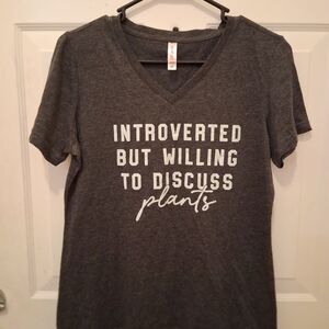 Introverted Graphic V-Neck Tee - Charcoal